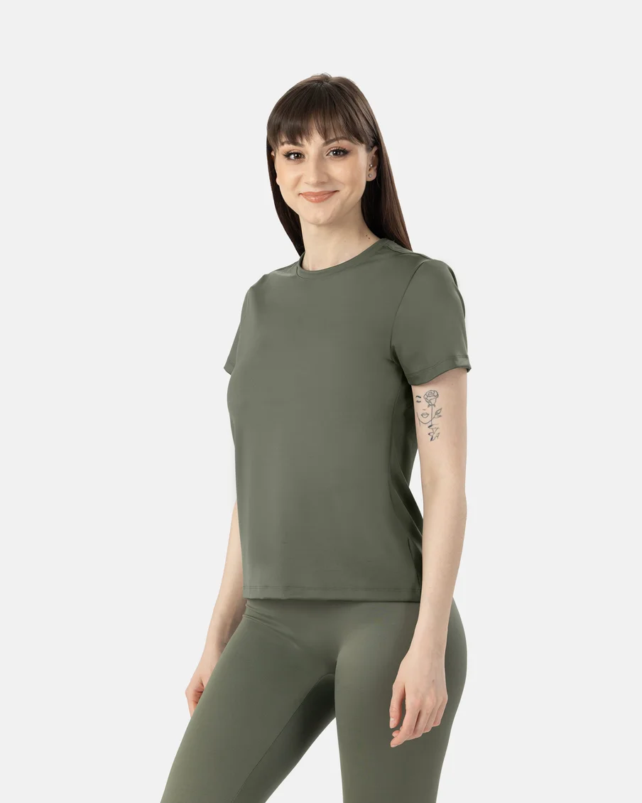 Image 2 of - ladiesregularlengthteebasilblack4jpg