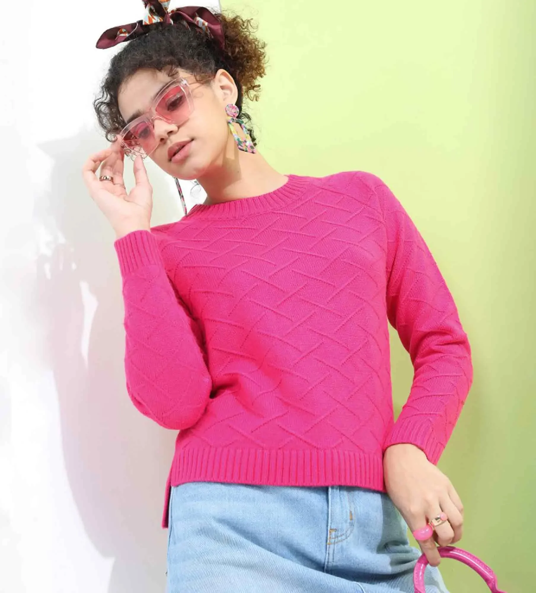 Women Solid Round Neck Sweater